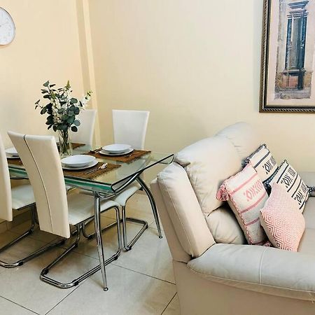 Flat On The Paseo Maritamo! Apartment Estepona Ngoại thất bức ảnh